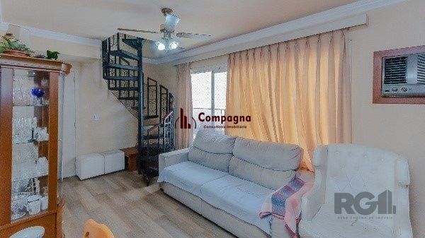 Vende-se excelente cobertura 2 quartos com suíte, 3 vagas de garagem com 156m² no Petrópolis — foto 5