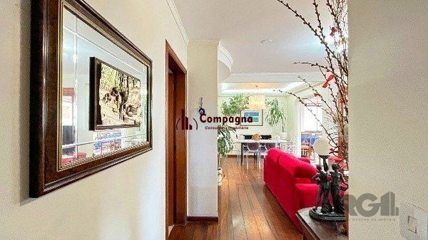 Apartamento com 3 Dormitórios, Suíte e Sacada e 1 vaga - 115m² - Petrópolis — foto 4