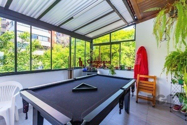 Cobertura para Venda - 100.94m², 3 dormitórios, sendo 1 suites, 2 vagas - Petrópolis