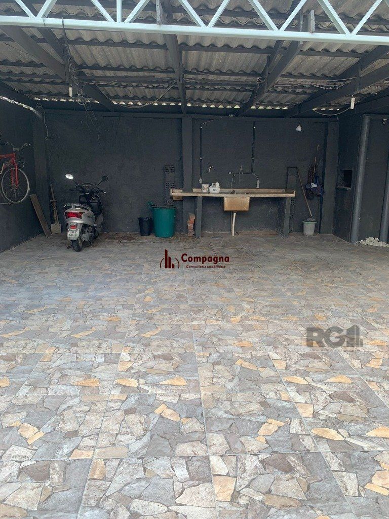 Vende-se casa 3 quartos com suíte e 3 vagas de garagem - 130m² - Jardim Itu Sabará — foto 2