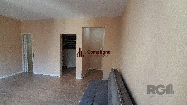 Vende-se belo Studio reformado próximo a Santa Casa, sol da manhã em andar alto - 31m² - Centro Histórico — foto 3