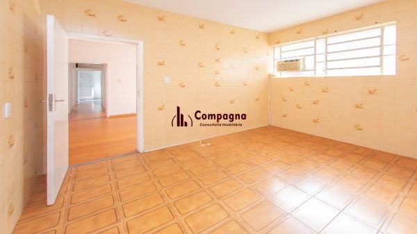 Vende-se apartamento com 3 quartos (1 suíte), 97 m² e 1 vaga – Bom Fim — foto 4