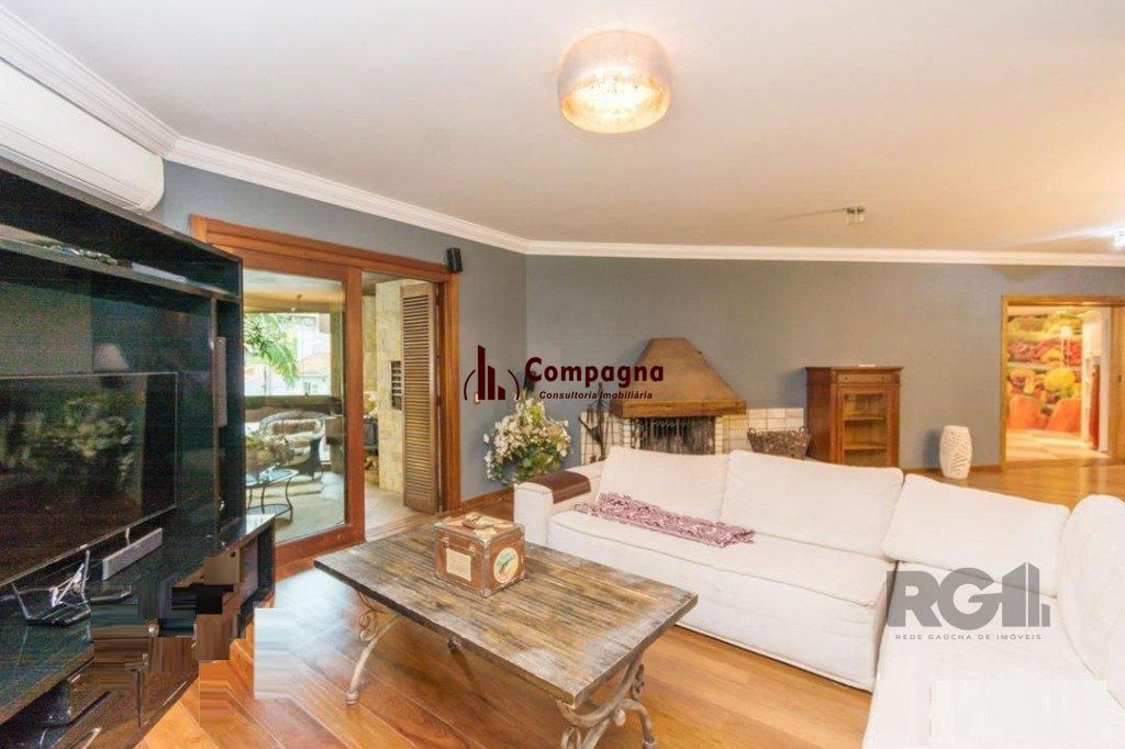 Vende-se luxuoso apartamento 3 quartos com suíte, com dependência completa, 2 vagas cobertas, próximo da Encol - 204m² -  Bela Vista — foto 4