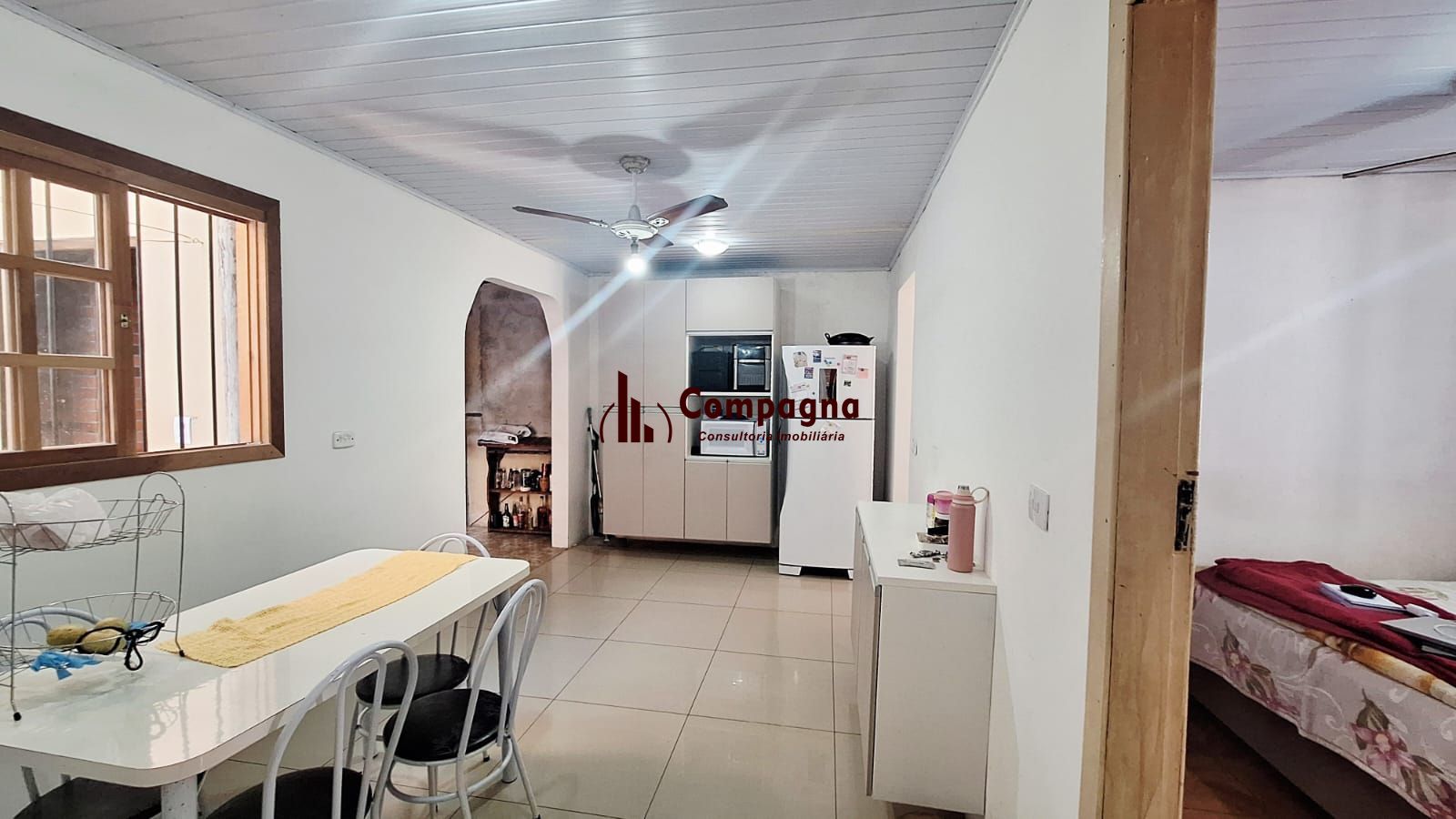 Se você procura uma casa com pátio e churrasqueira  para receber sua família e amigos , aqui é seu lugar! — foto 5