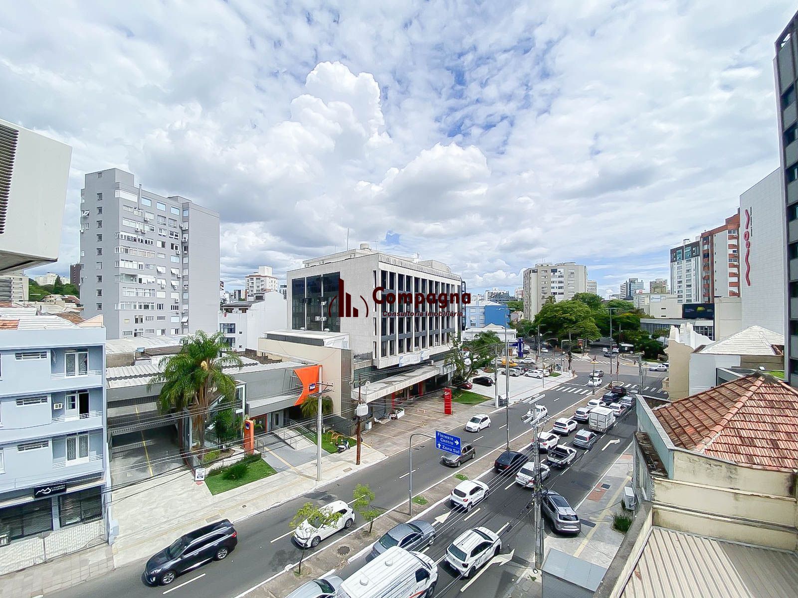 Sala Comercial à Venda na Av. Benjamin Constant – Andar Alto e Portaria — foto 4