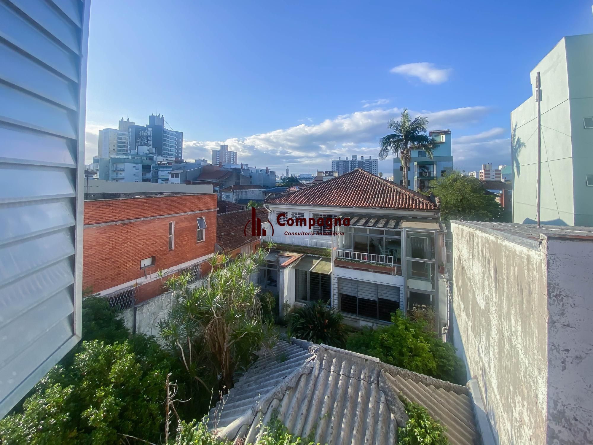 Apartamento à venda na Azenha, Porto Alegre – 1 dormitório, banheiro completo — foto 5