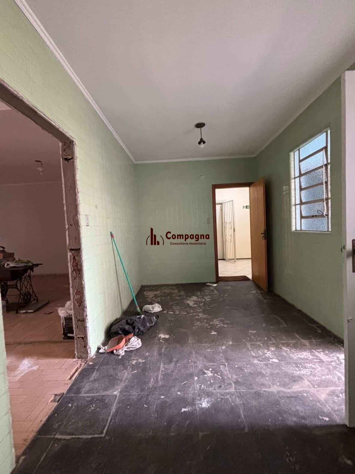 Apartamento 3 dormtórios de frente  bairro Bom Fim- Porto Alegre — foto 5