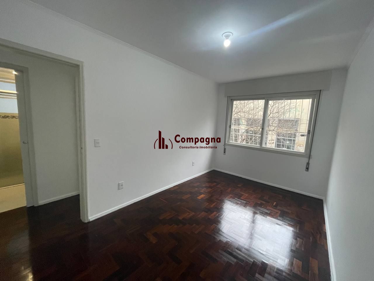 Apartamento-2-Dormitorios-Cidade-Baixa — foto 2