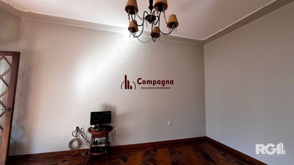 CASA A VENDA, AMPLA NA COMENDADOR BATISTA! — foto 4