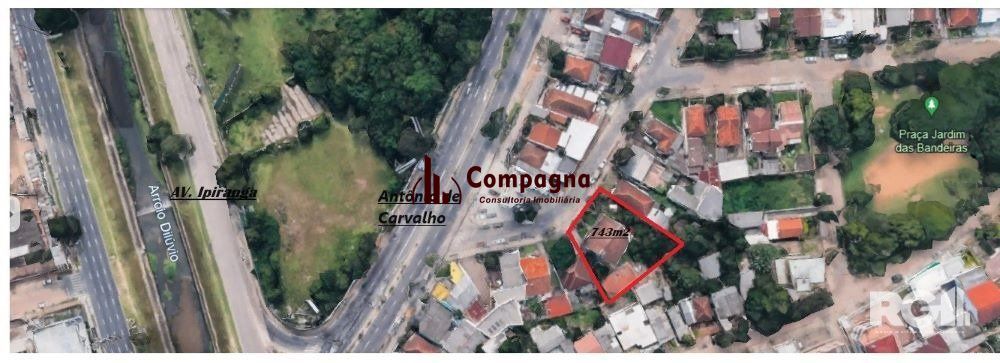 Casa com 351,60m2 de área construída em propriedade de 743m2 no Bairro Jardim Carvalho. — foto 3