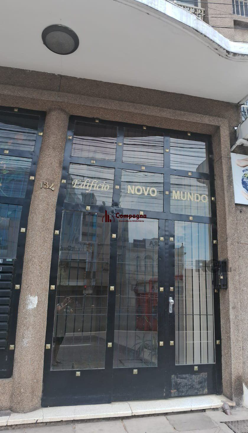 Sala Comercial à venda, 14m², São João - Porto Alegre — foto 2