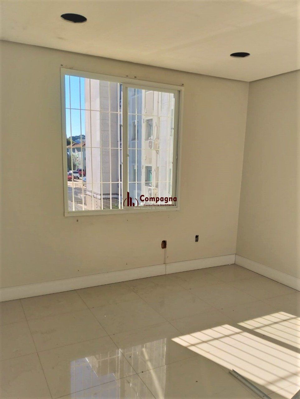 Casa Comercial para Venda - 250m², 0 dormitórios, 10 vagas - Glória — foto 3