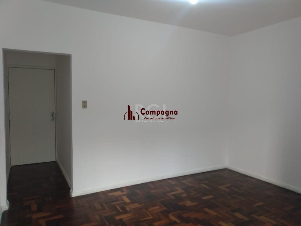 Kitnet à venda, 27m², Santana - Porto Alegre — foto 2