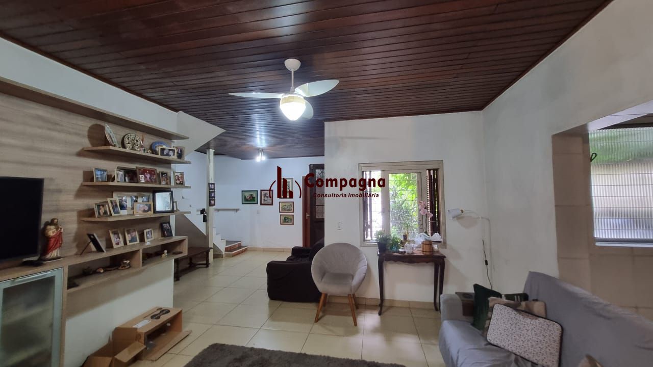 Casa estilo sobrado para venda de 3 dormitórios  com  2 vagas de garagem no bairro Cidade Baixa em Porto Alegre/RS. — foto 2
