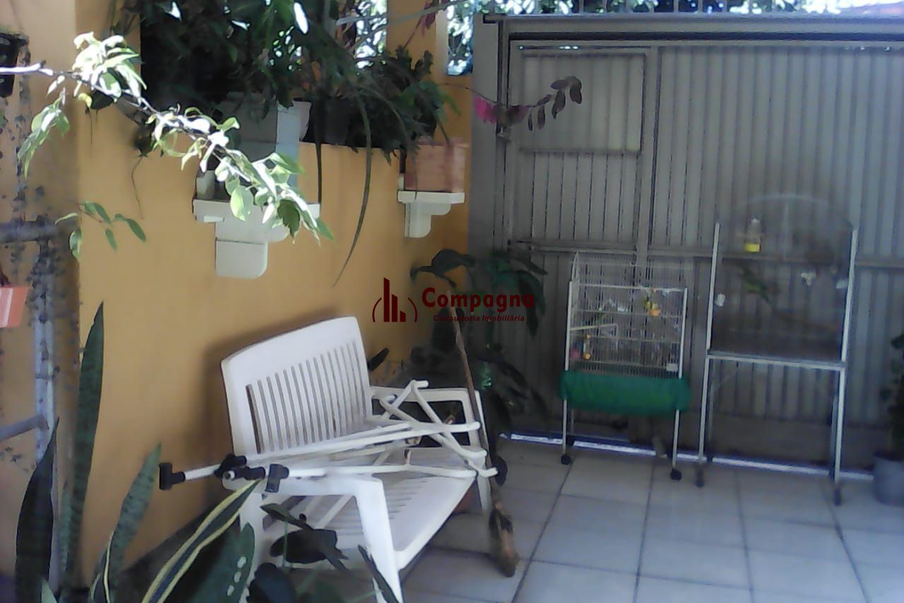 Casa para Venda - 300m², 3 dormitórios, 2 vagas - Partenon — foto 5