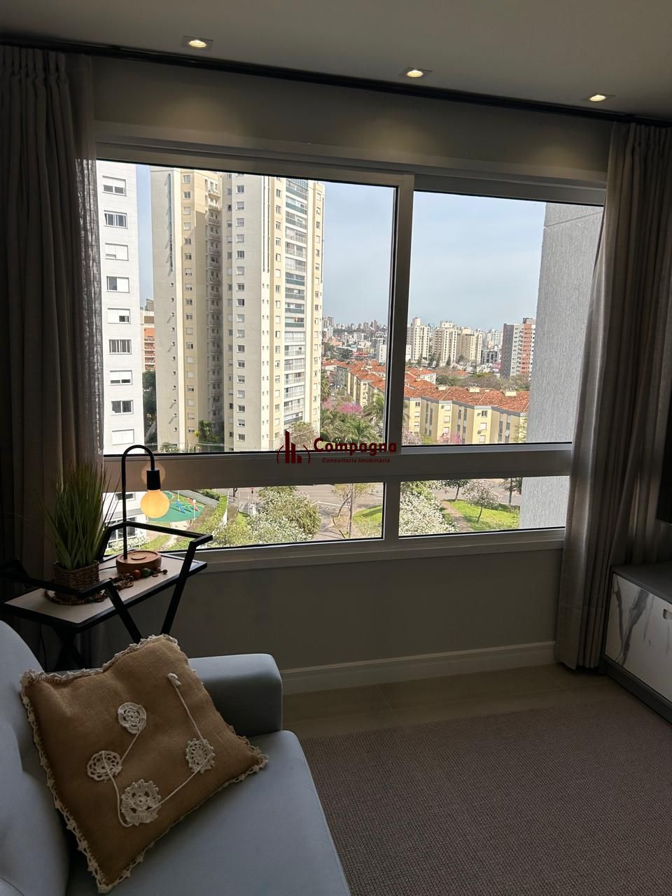 Apartamento 3 suites, 2 vagas, bairro Jardim Europa — foto 2