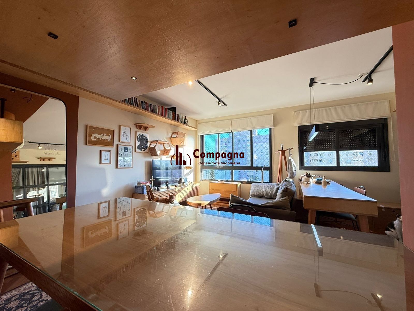 Apartamento com 2 dormitórios, suíte e churrasqueira. — foto 3