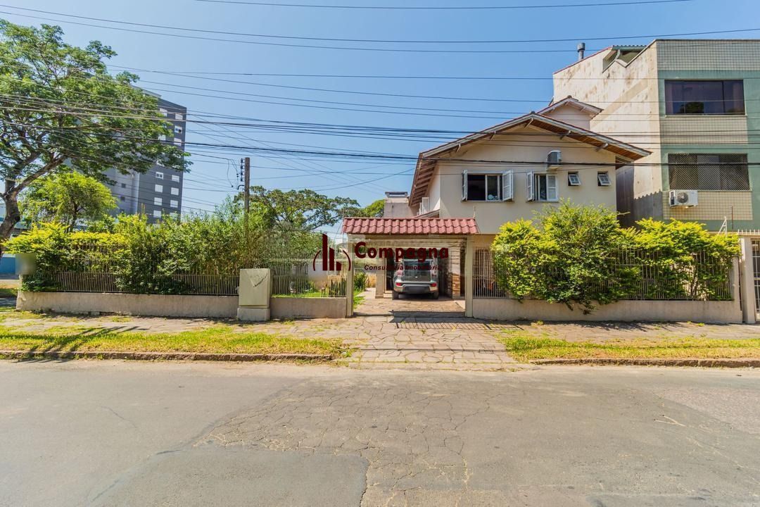 Casa 5 quartos à venda, 253m², Jardim Itu - Porto Alegre — foto 2