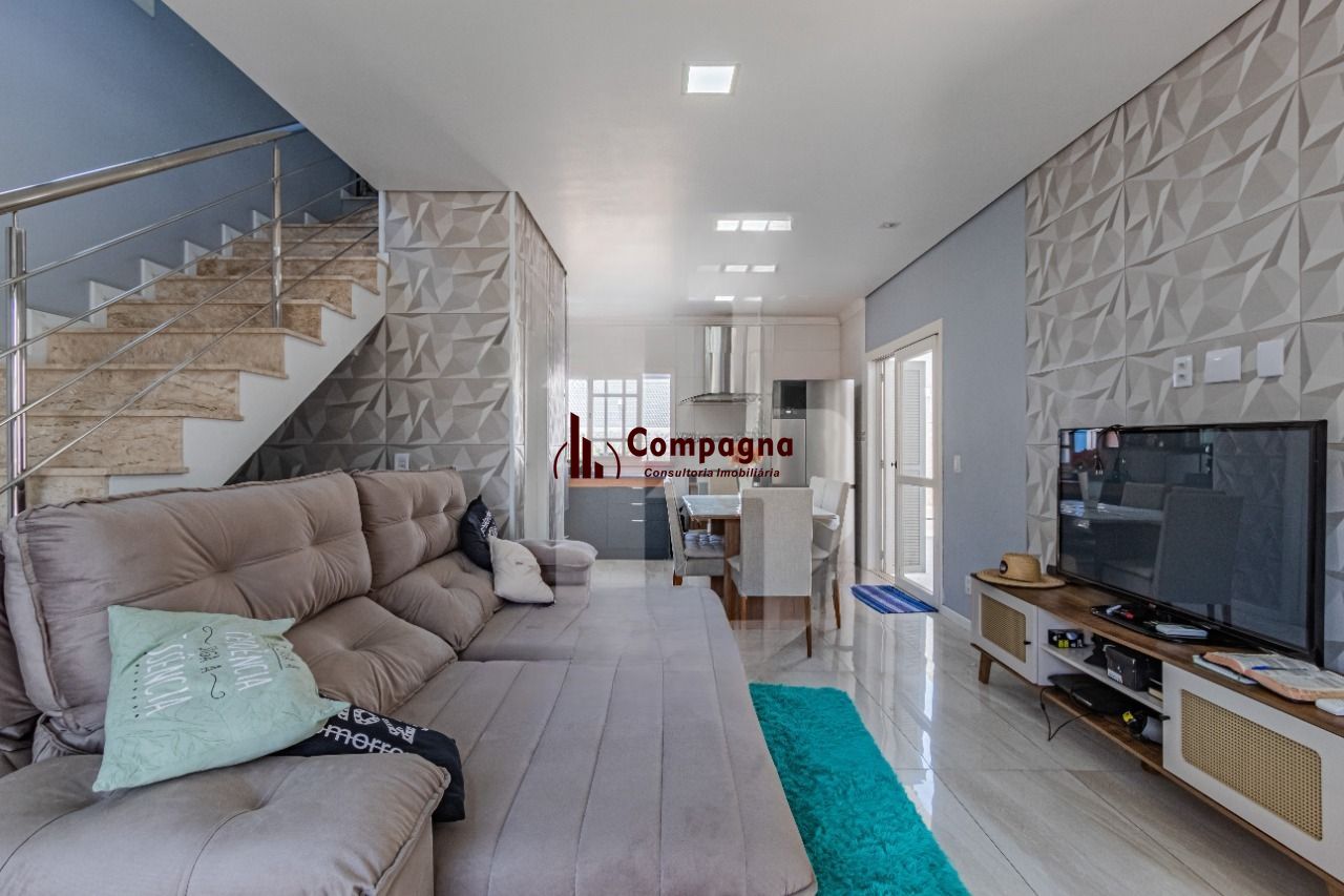 Casa com piscina e 3 quartos à venda em Cachoeirinha — foto 2