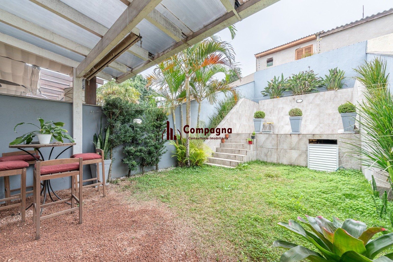 Casa com 3 dormitórios, suíte, pátio com spa, 3 vagas, Rua do Pampa - Ecoville — foto 5