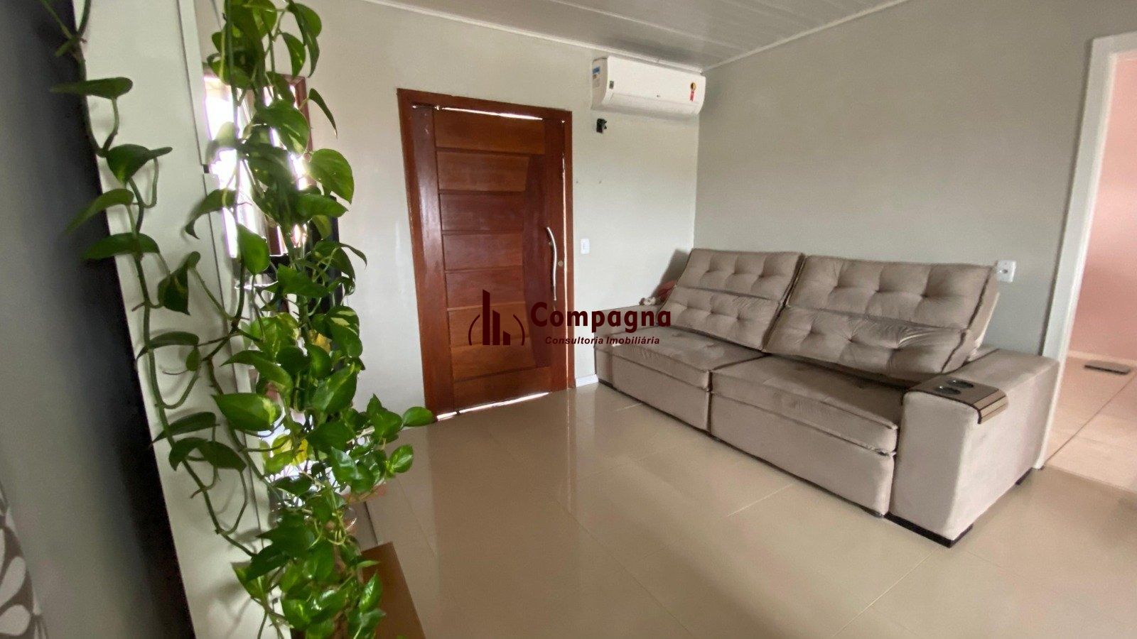 Casa térrea com 2 dormitórios, totalmente reformada. — foto 3