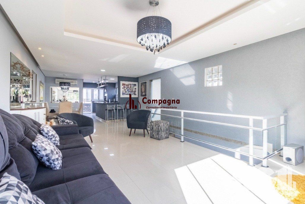 Casa térrea com 3 dormitórios, suíte e espaço gourmet. — foto 2