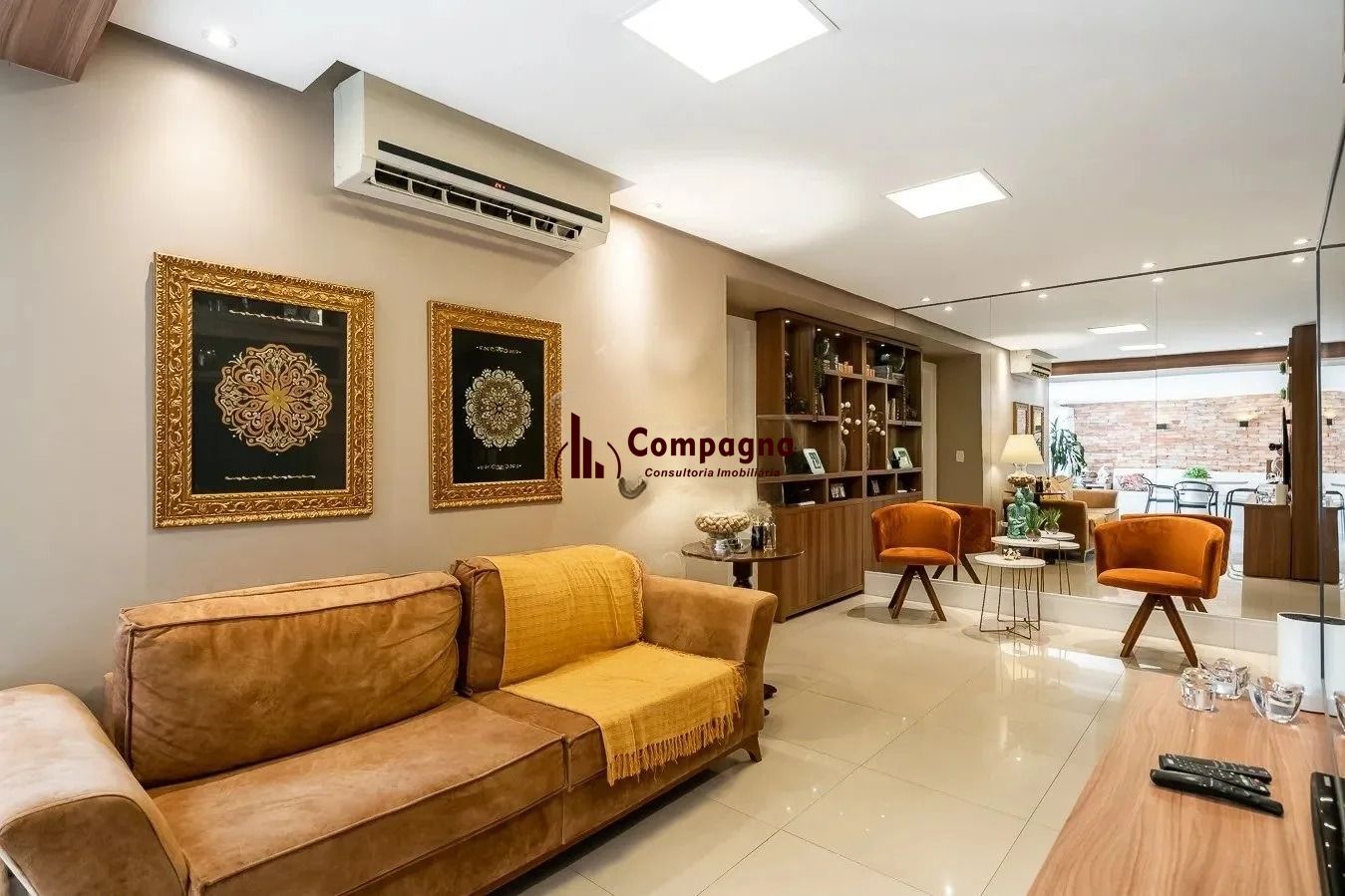 Apartamento Garden 3 dorm, semimobliado com Pátio no Bairro Santana