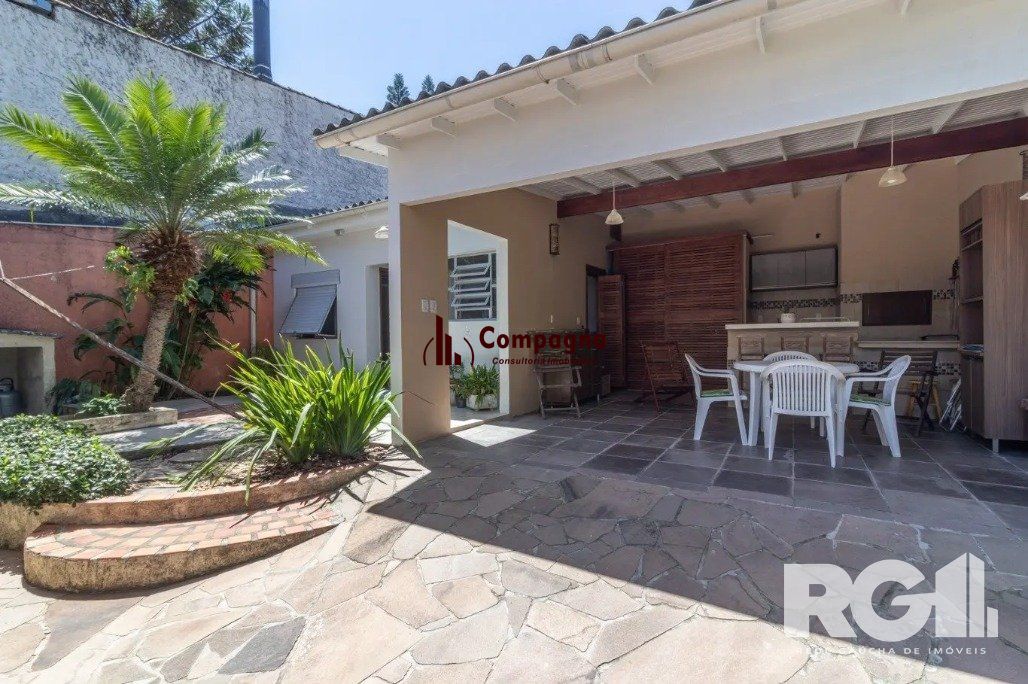 Casa 3 quartos à venda, 224m², Vila Ipiranga - Porto Alegre