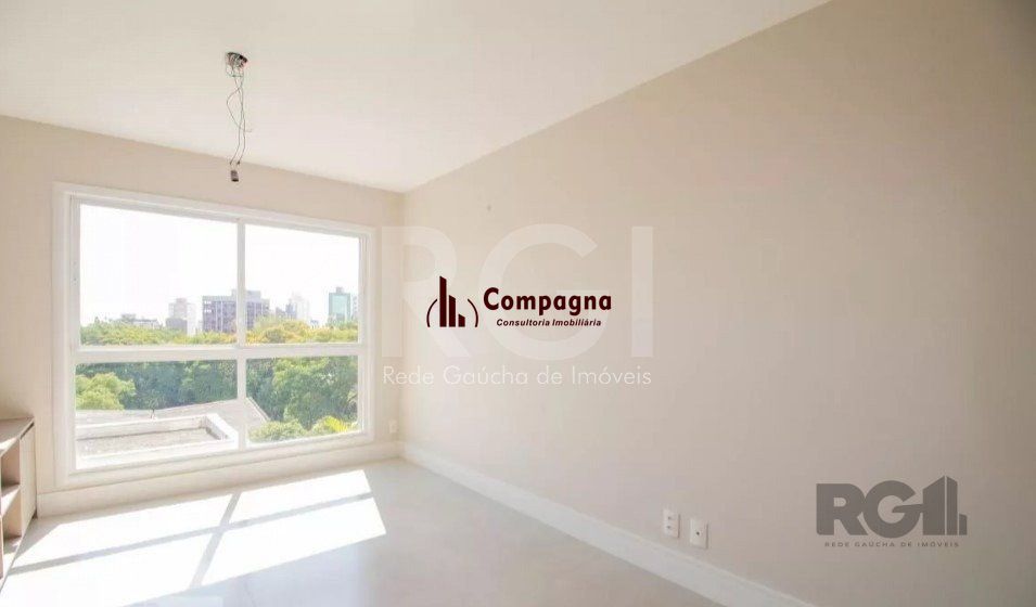 Apartamento para Locação/Aluguel - 45m², 1 dormitório, sendo 1 suites, 1 vaga - Petrópolis — foto 2