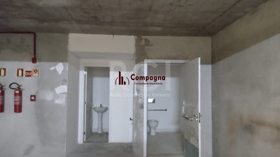 Loja para Venda - 300m², 0 dormitórios, 5 vagas - Central Parque — foto 5
