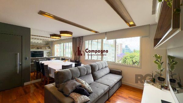 Apartamento em Porto Alegre, no bairro Rio Branco, com 3 dormitório(s), e 3 banheiros, à venda. — foto 4