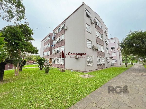 Apartamento em Porto Alegre, no bairro Cavalhada, com 1 dormitório(s), e 1 banheiros, à venda.