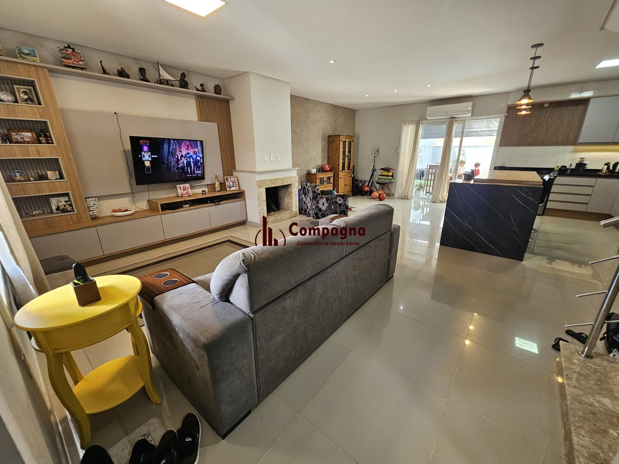 Lindo sobrado com 3 suítes  e piscina aquecida no Residencial lagos de Ipanema ! — foto 4