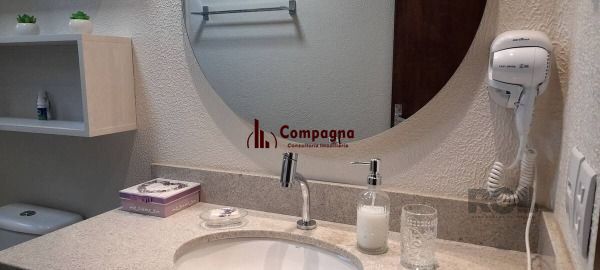 Apartamento em Porto Alegre, no bairro Farroupilha, com 1 dormitório(s), à venda. — foto 4