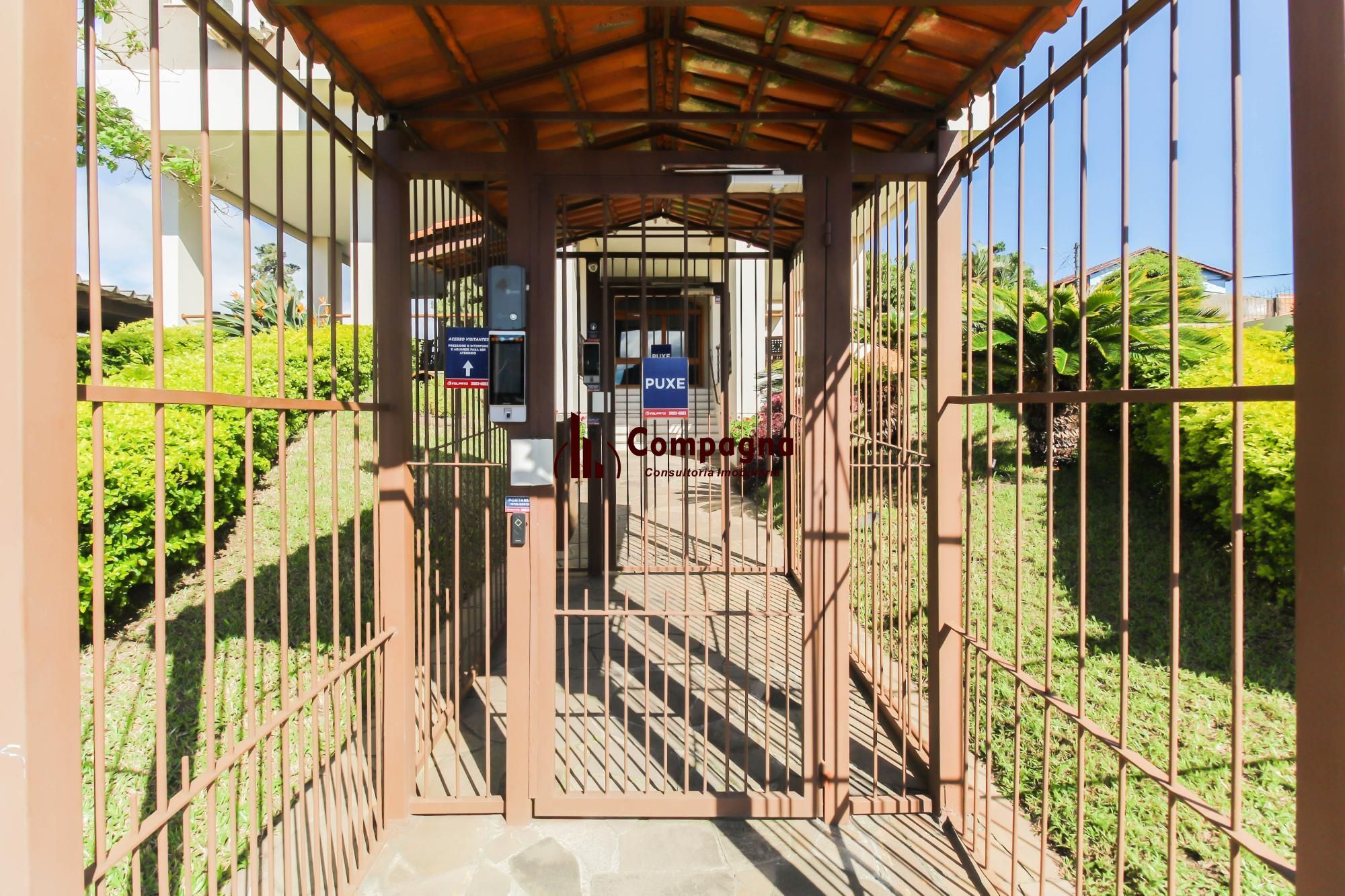 Excelente apartamento de 2 dormitórios no Cristal — foto 3