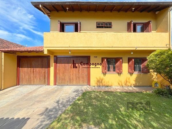 Sobrado de 189m²: Oportunidade Residencial ou Comercial em Terreno de 330m² — foto 2