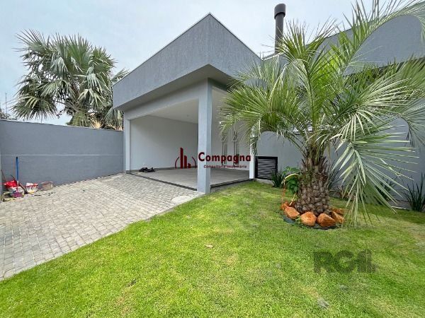 Casa em Porto Alegre, no bairro Ipanema, com 3 dormitório(s), à venda. — foto 3