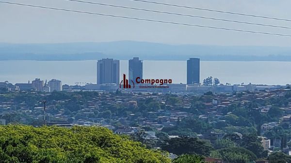 Casa em Porto Alegre, no bairro Teresópolis, com 2 dormitório(s), e 2 banheiros, à venda. — foto 4