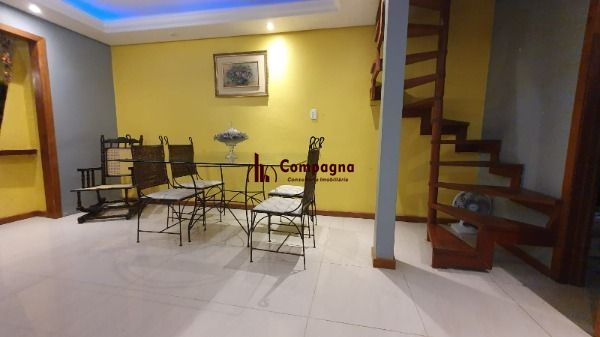 Casa em Porto Alegre, no bairro Espírito Santo, com 4 dormitório(s), e 4 banheiros, à venda. — foto 4