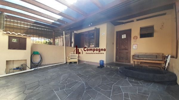 Casa em Porto Alegre, no bairro Hípica, com 3 dormitório(s), à venda. — foto 4