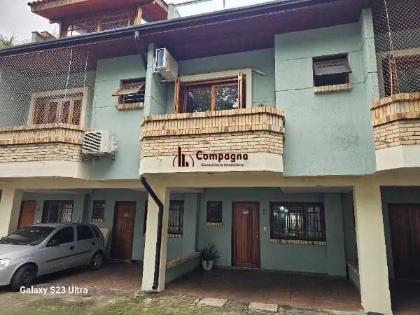 Casa Condominio em Porto Alegre, no bairro Ipanema, com 3 dormitório(s), e 3 banheiros, à venda. — foto 2