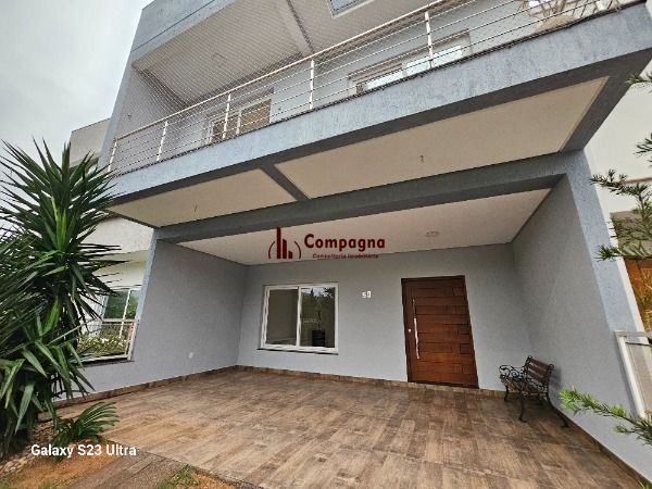 Casa Condominio em Porto Alegre, no bairro Hípica, com 4 dormitório(s), e 4 banheiros, à venda. — foto 2