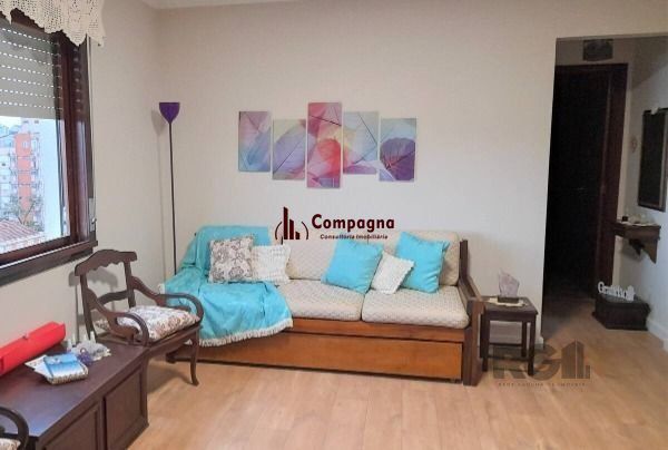 Apartamento em Porto Alegre, no bairro Farroupilha, com 1 dormitório(s), à venda. — foto 2