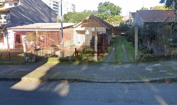 Terreno com 357,00 m² no coração do bairro Tristeza pronto para construir !