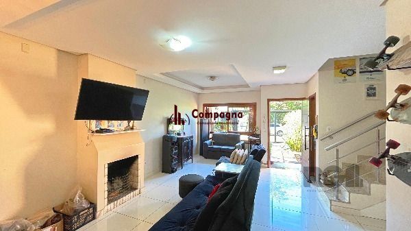 Casa em Porto Alegre, no bairro Hípica, com 3 dormitório(s), e 3 banheiros, à venda. — foto 5