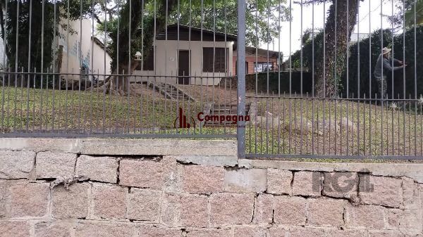 Terreno em Porto Alegre, no bairro Tristeza, à venda.