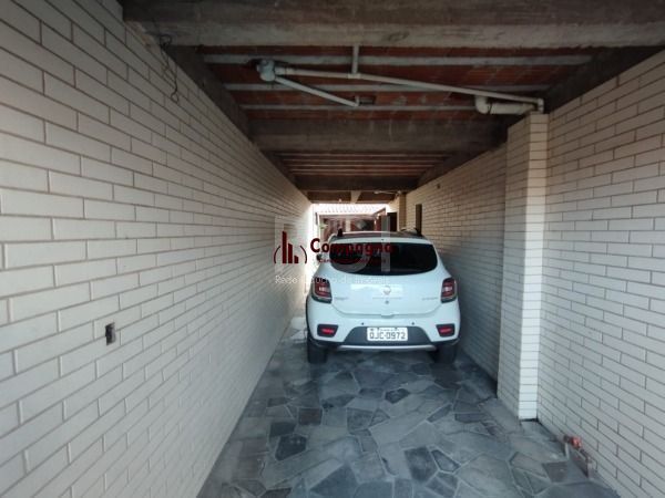 Casa em Porto Alegre, no bairro Hípica, com 3 dormitório(s), e 3 banheiros, à venda. — foto 4