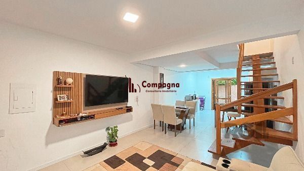 Casa Condominio em Porto Alegre, no bairro Teresópolis, com 2 dormitório(s), e 2 banheiros, à venda. — foto 4
