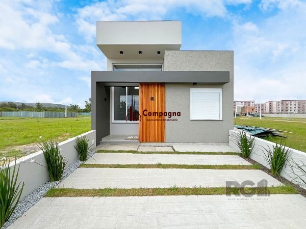 Casa Condominio em Porto Alegre, no bairro Hípica, com 3 dormitório(s), e 3 banheiros, à venda.