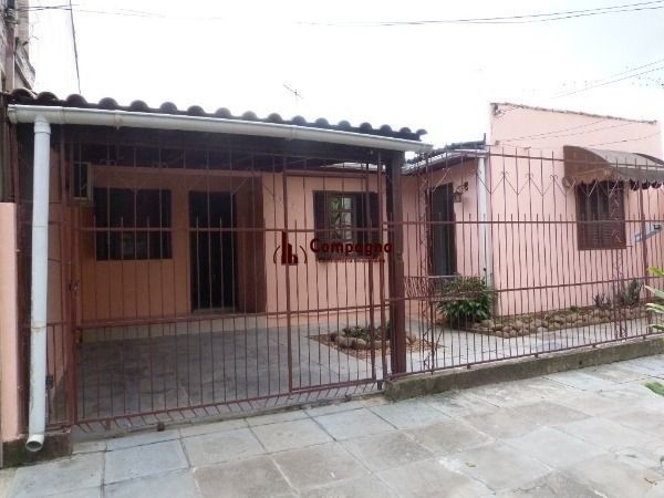 Casa para Venda - 90m², 3 dormitórios, 1 vaga - Restinga